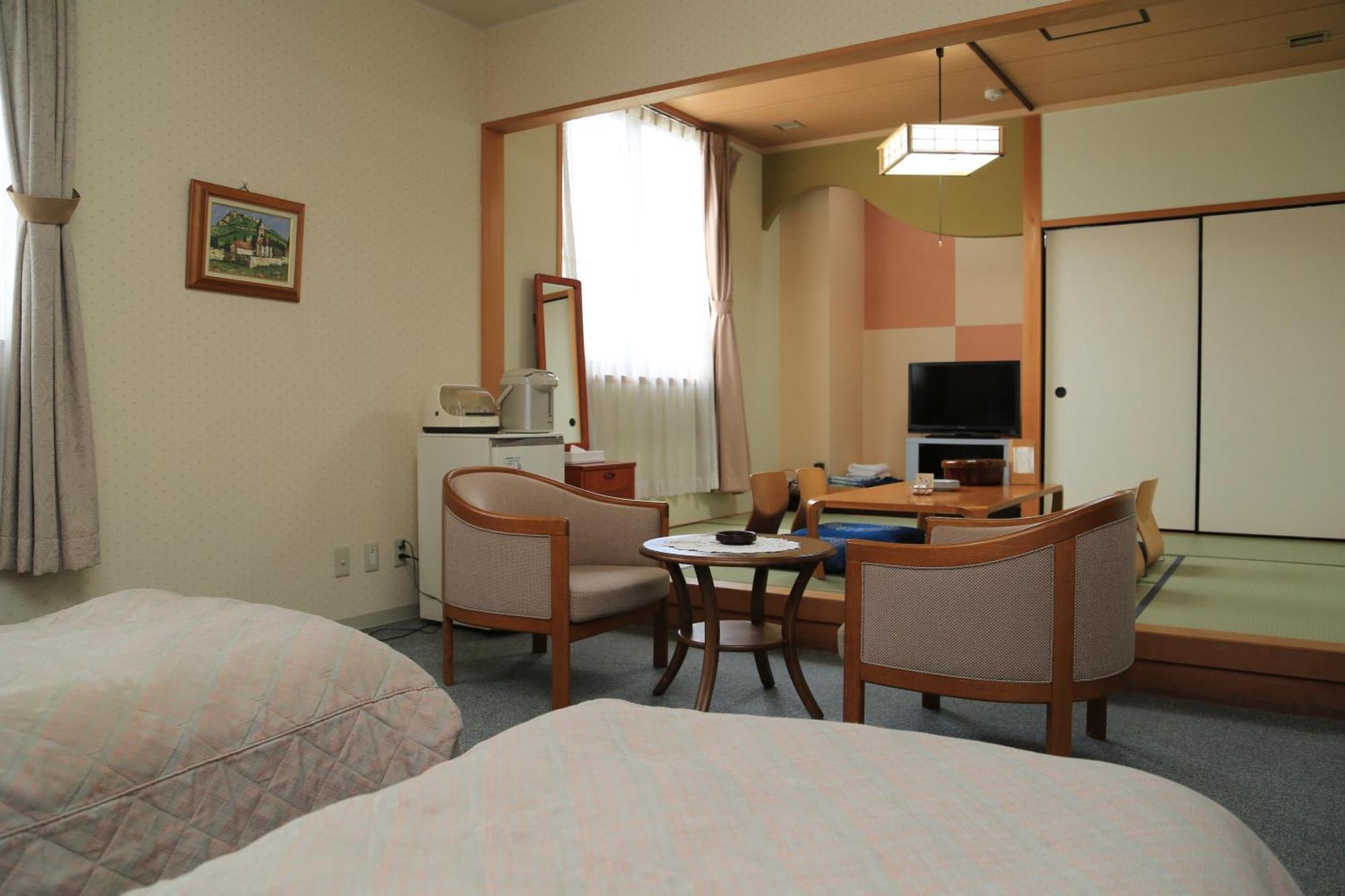 ヒルホテルサンピア伊賀 伊賀市 部屋 写真